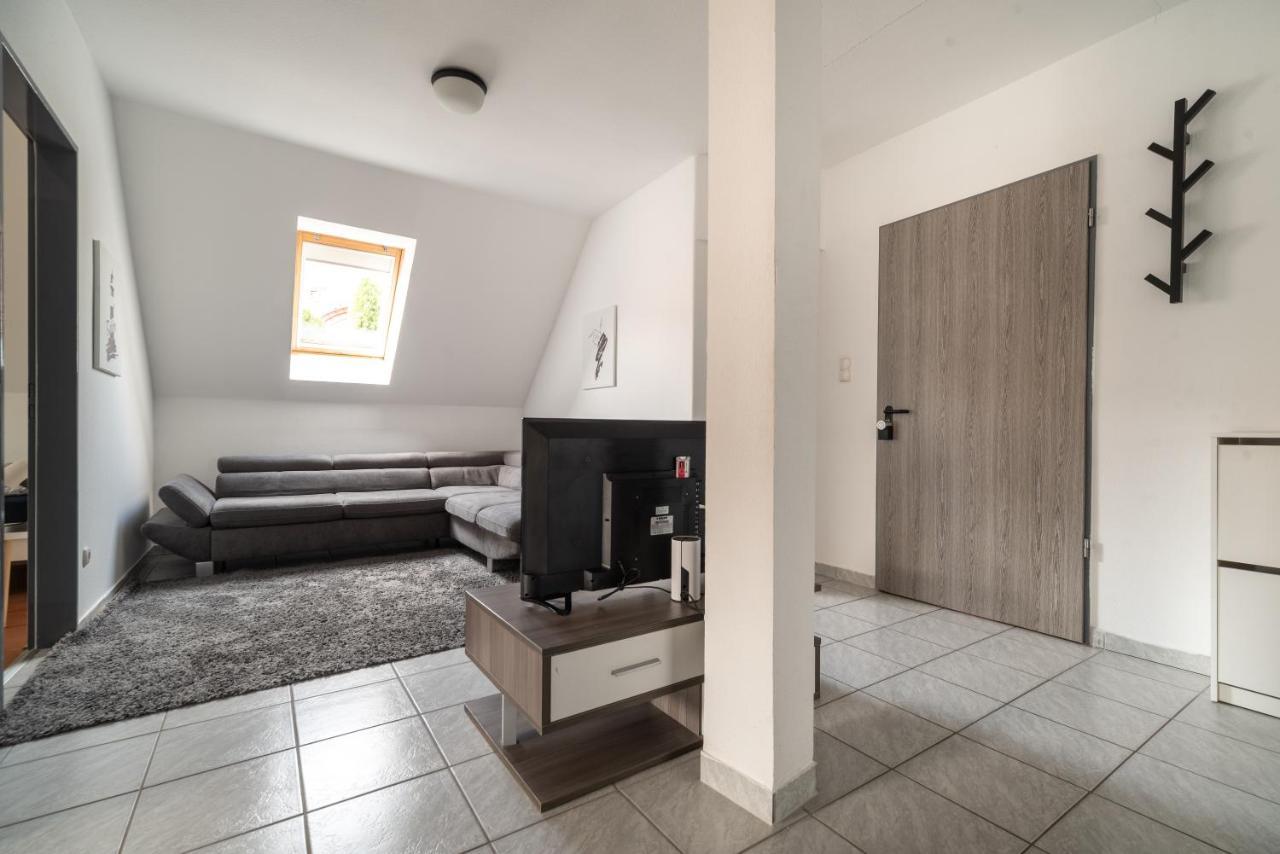 Grand Apartmanhaz Gyenesdiás Buitenkant foto