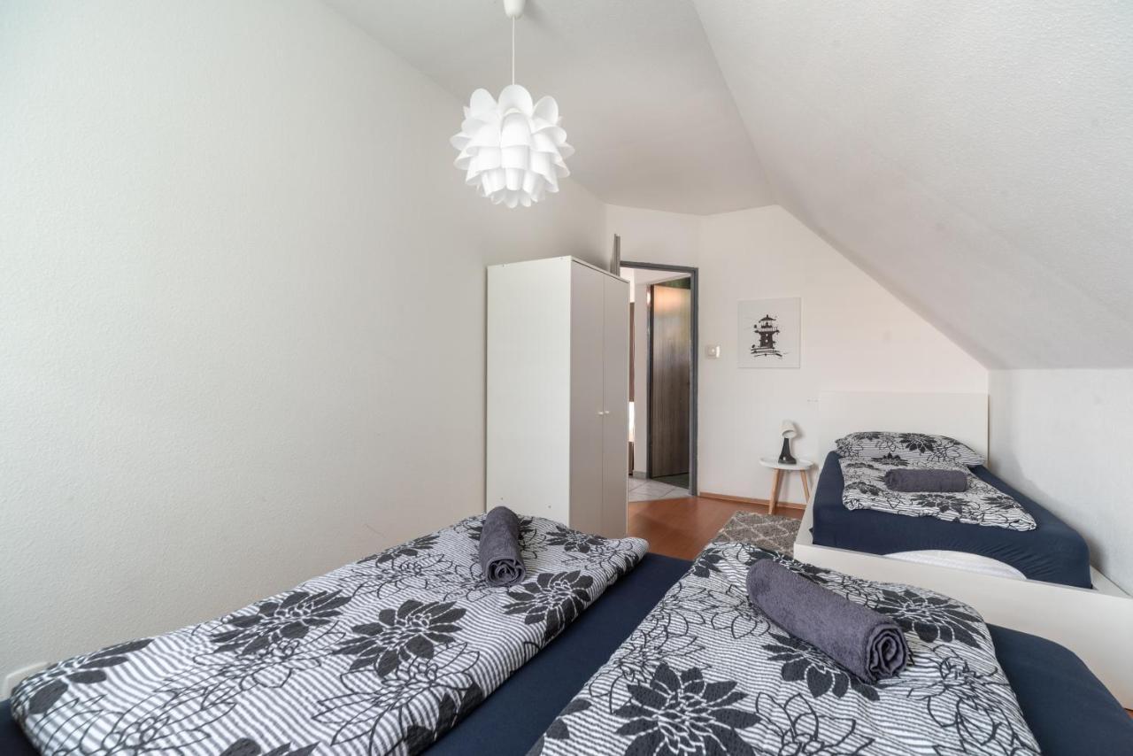 Grand Apartmanhaz Gyenesdiás Buitenkant foto