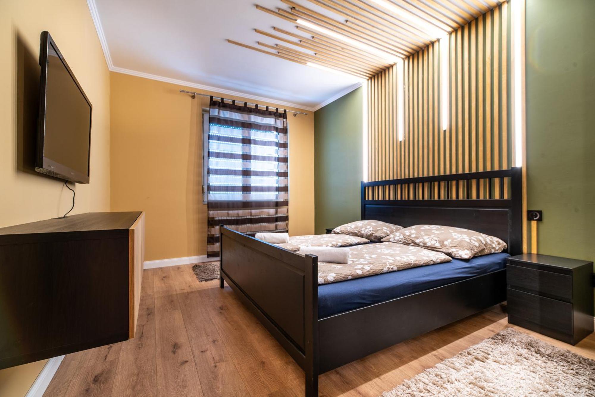 Grand Apartmanhaz Gyenesdiás Buitenkant foto