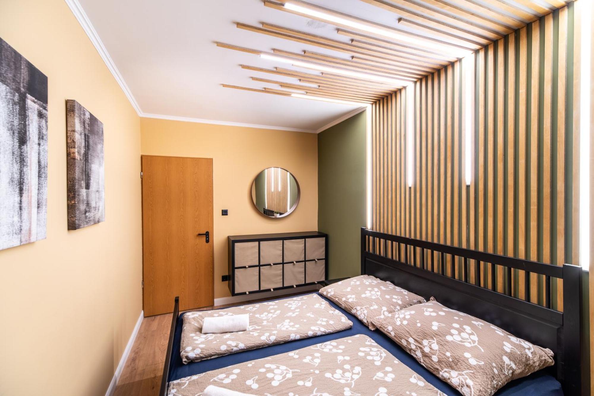 Grand Apartmanhaz Gyenesdiás Buitenkant foto